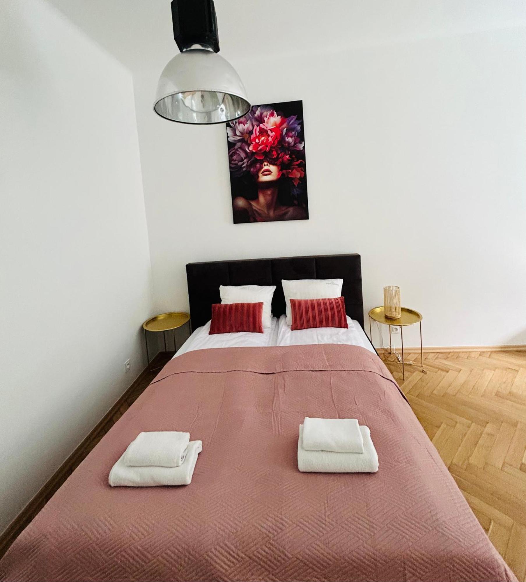 Selected Apartments By Market Square Cracovie Extérieur photo
